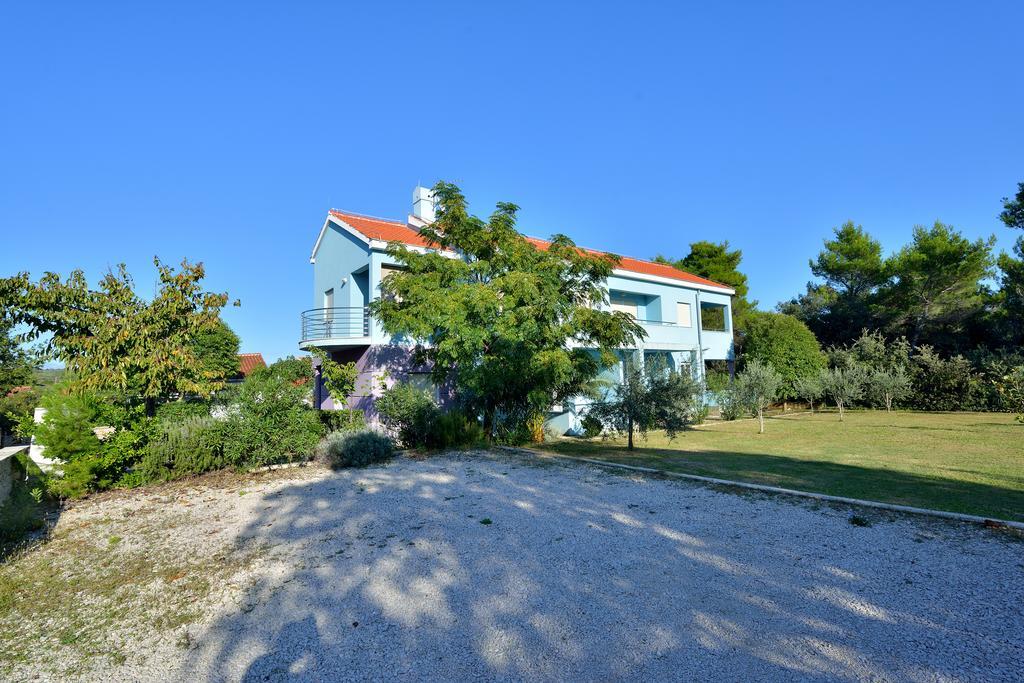 Sara Apartments Petrcane Εξωτερικό φωτογραφία