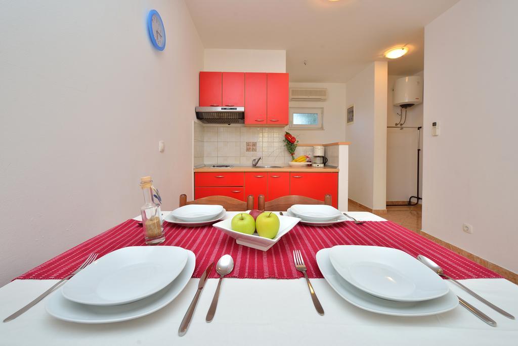 Sara Apartments Petrcane Δωμάτιο φωτογραφία