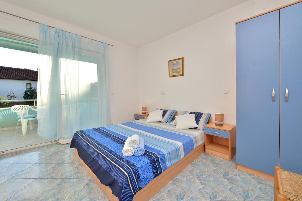 Sara Apartments Petrcane Δωμάτιο φωτογραφία